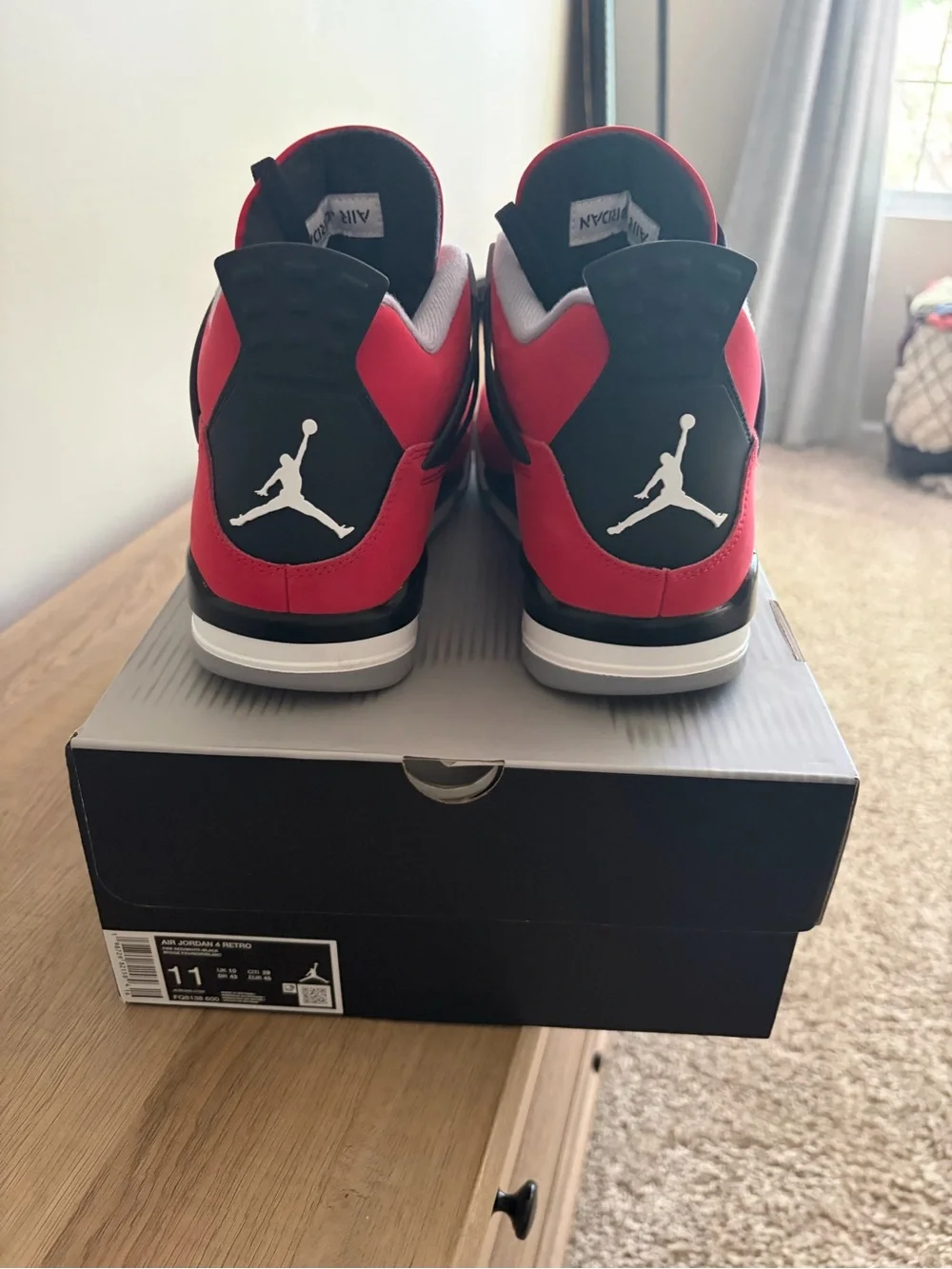 Jordan 4 Bravo